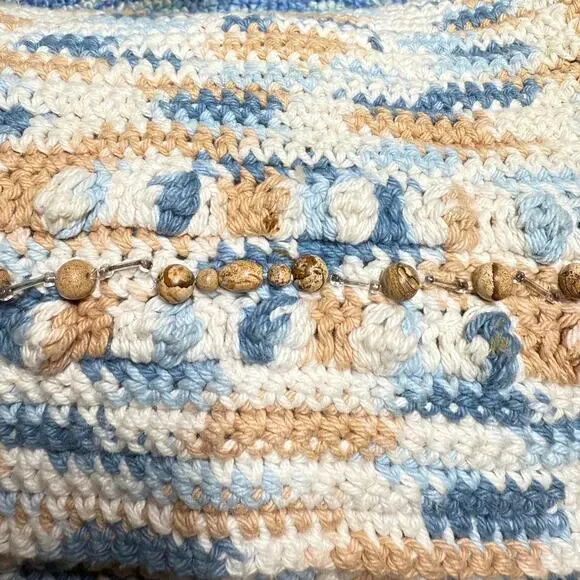 Cream/pastel colored crochet messenger bag - Picture 3 of 5